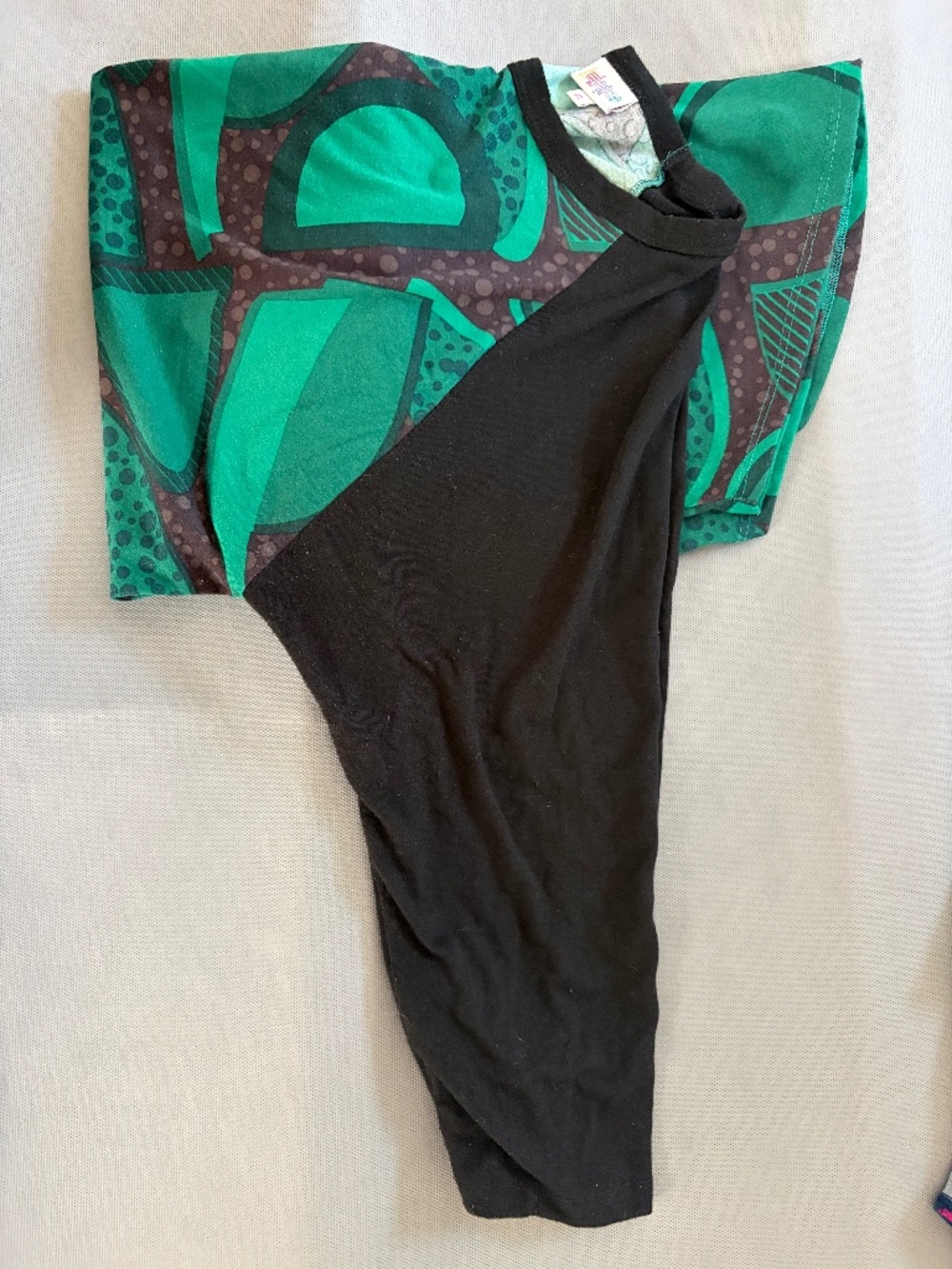 Lularoe Women’s top